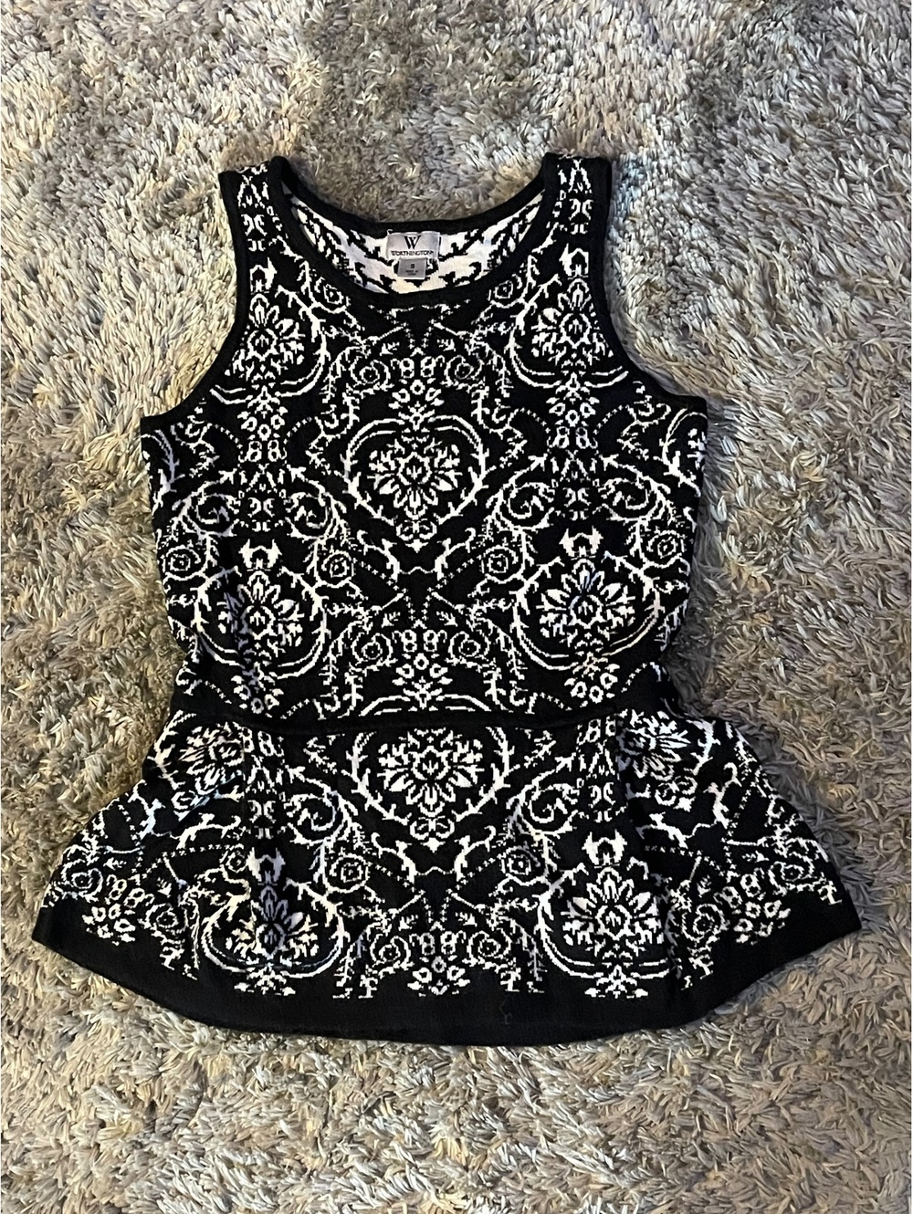 Worthington Black & White Patterned Sleeveless Shirt